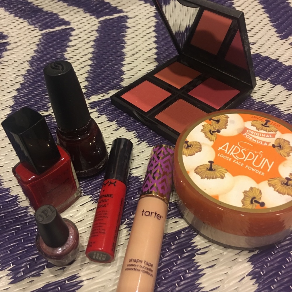 Make up bundle - Picture 2 of 3
